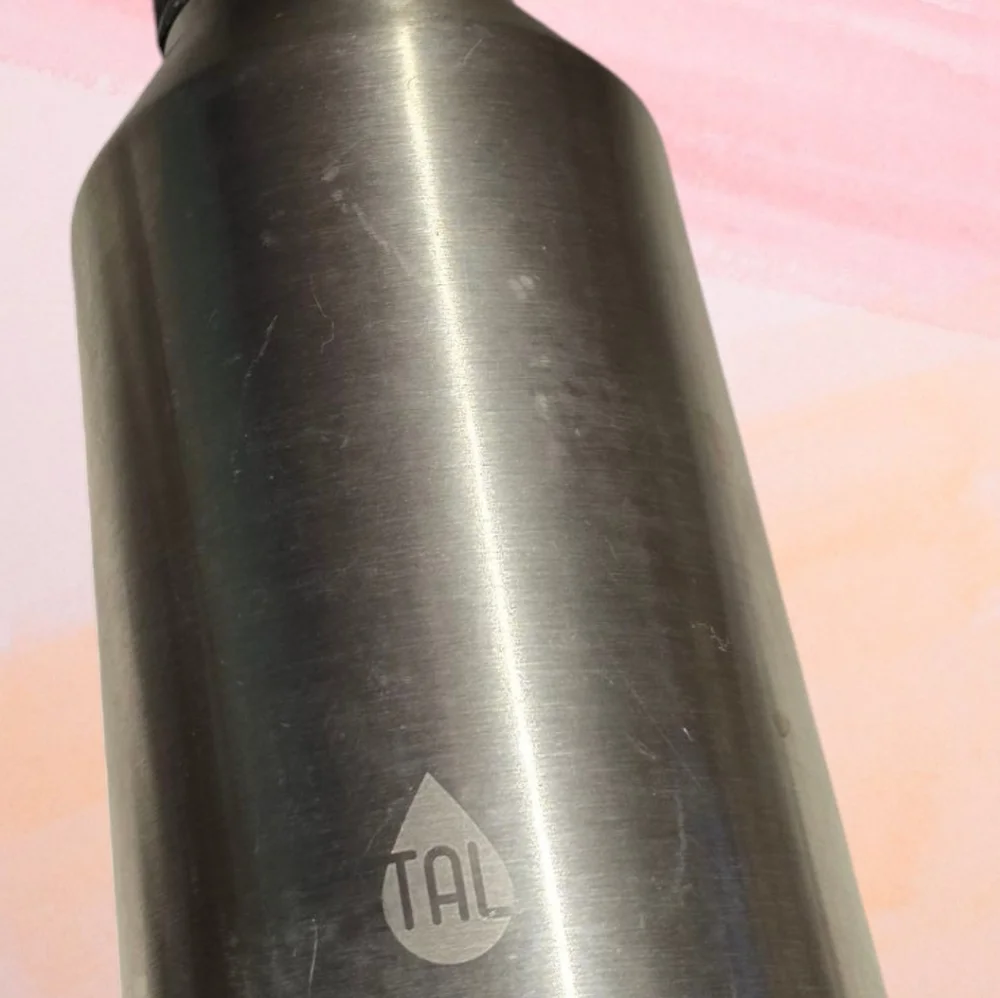 Tal~Insulated Vaccum Bottle~64 oz.~Ranger Pro Stainless Steel~Leak Proof, EUC